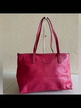 🫟 Salvatore Ferragamo - Pink Leather Shoulder Bag, Medium